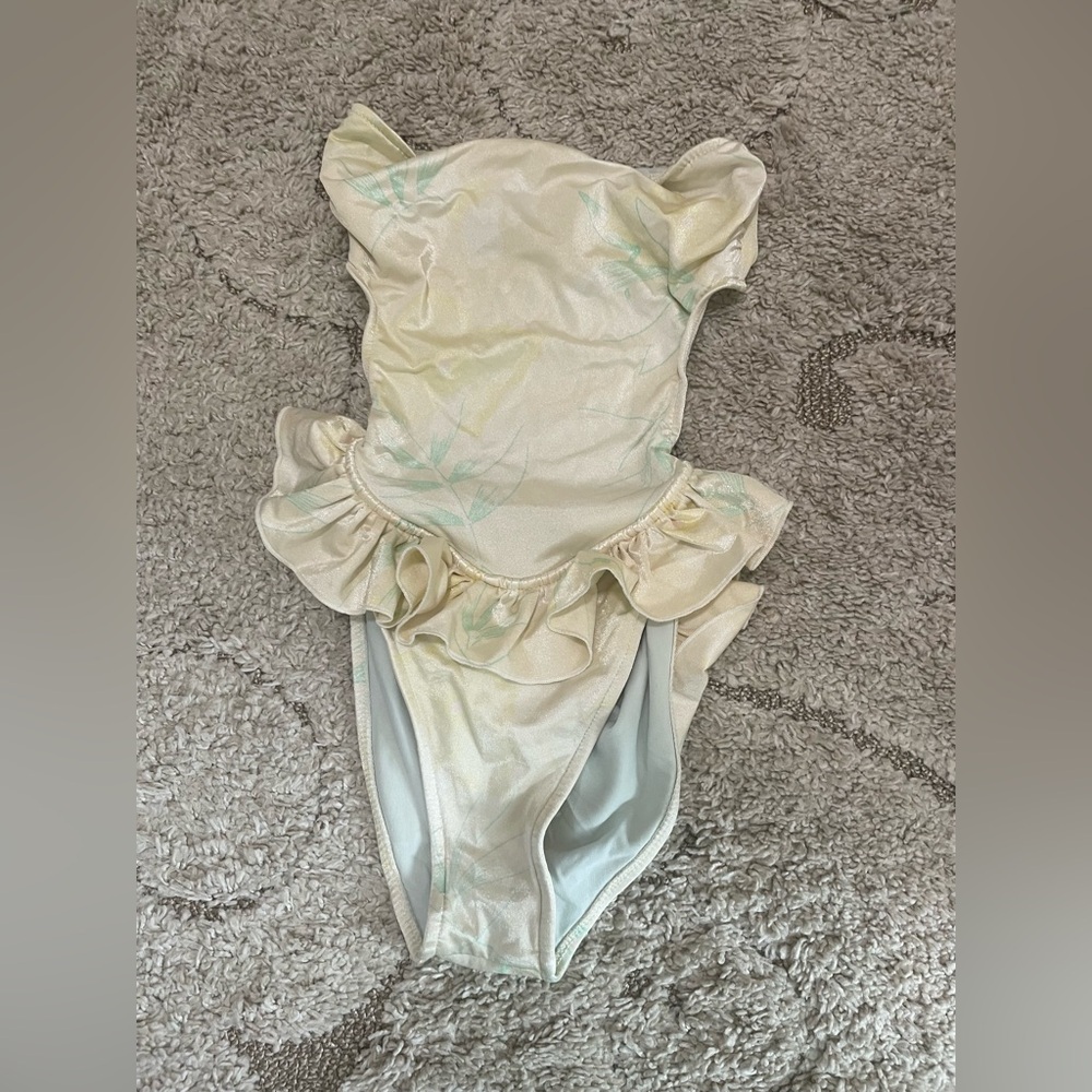 Vintage 1980s  Ruffled swimsuit suit
